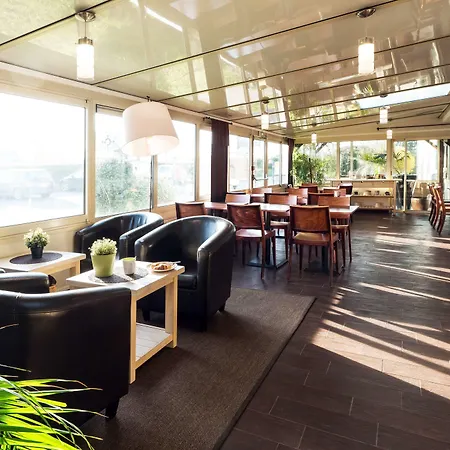 Kyriad Caen Sud 3* Ifs