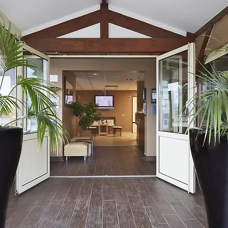 Kyriad Caen Sud Hotel Ifs