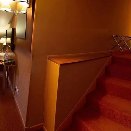 Hotel Kyriad Caen Sud 3*