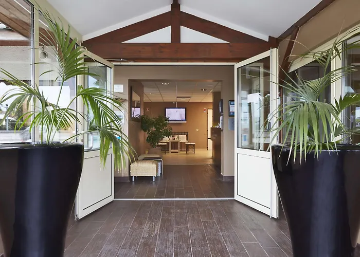 Kyriad Caen Sud Hotel Ifs