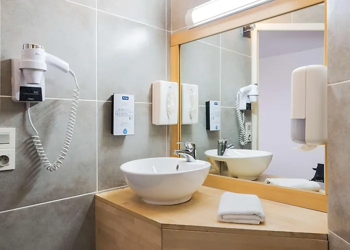 Hotel Kyriad Caen Sud Ifs